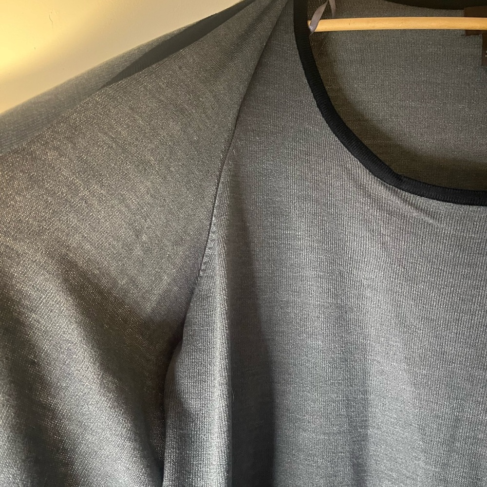 Elegant Gray and Black Women's Top - Picture 3 of 5